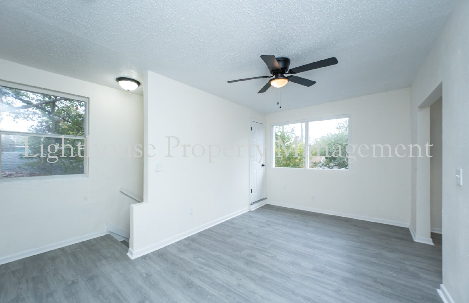 3 Bedroom Upstairs Duplex With Private Entry property image