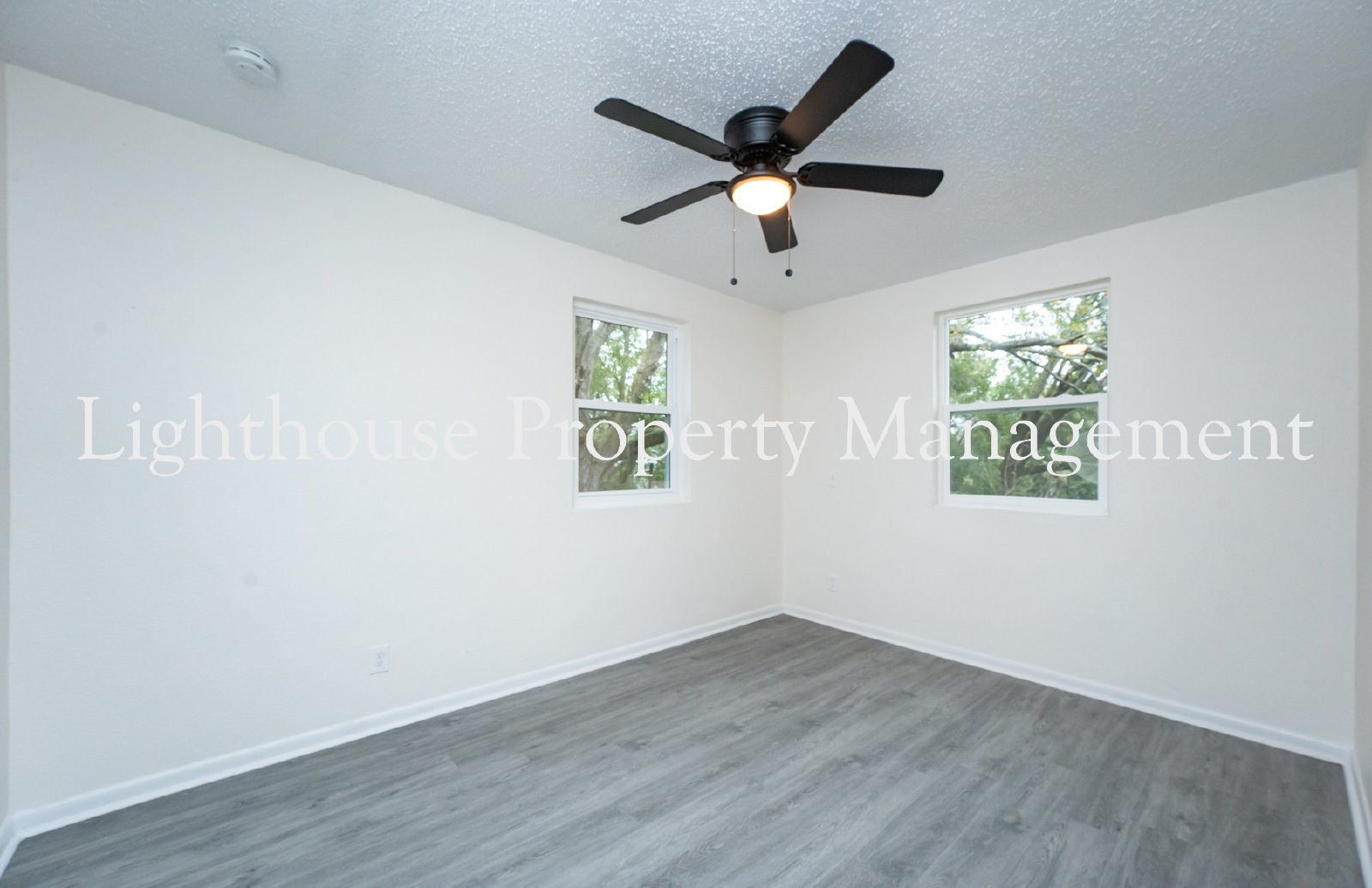 3 Bedroom Upstairs Duplex With Private Entry property image