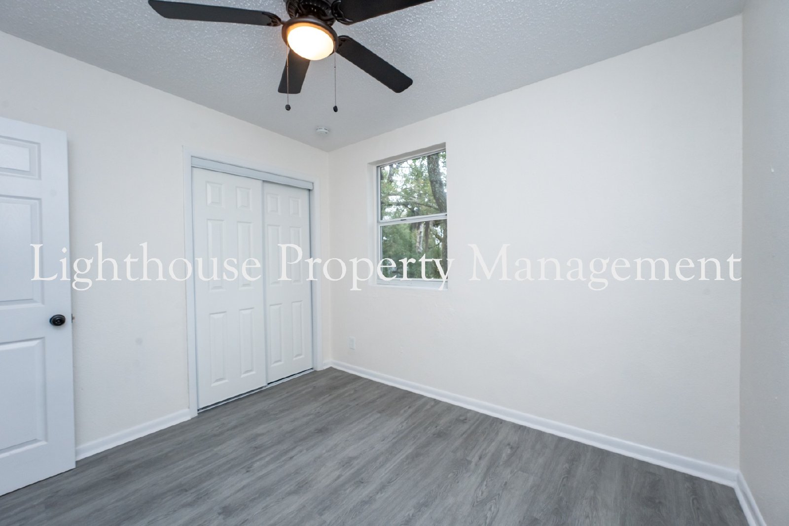 3 Bedroom Upstairs Duplex With Private Entry property image
