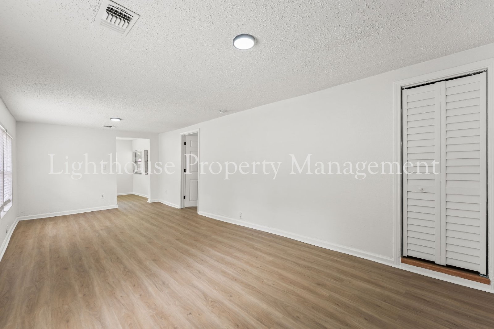 Renovated 3 Bedroom Home Near Riverside And Avondale property image