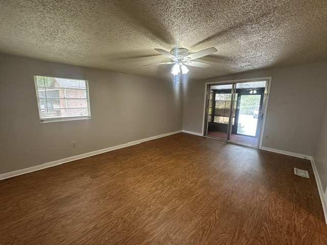 Cozy 1 Bedroom 1 Bath in the heart of Murray Hill property image