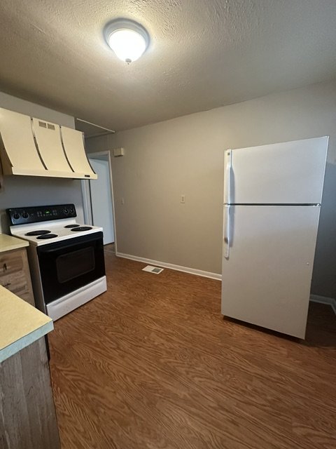 Cozy 1 Bedroom 1 Bath in the heart of Murray Hill property image