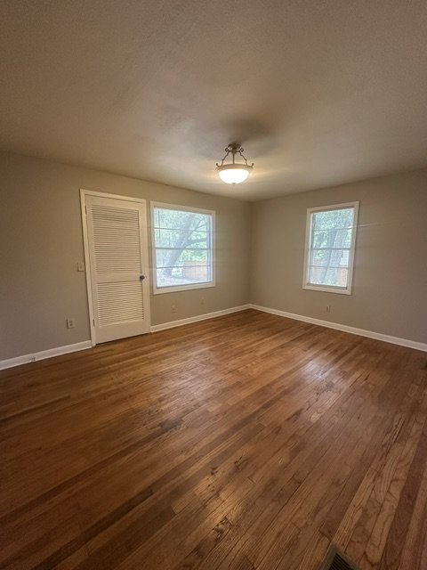 Cozy 1 Bedroom 1 Bath in the heart of Murray Hill property image