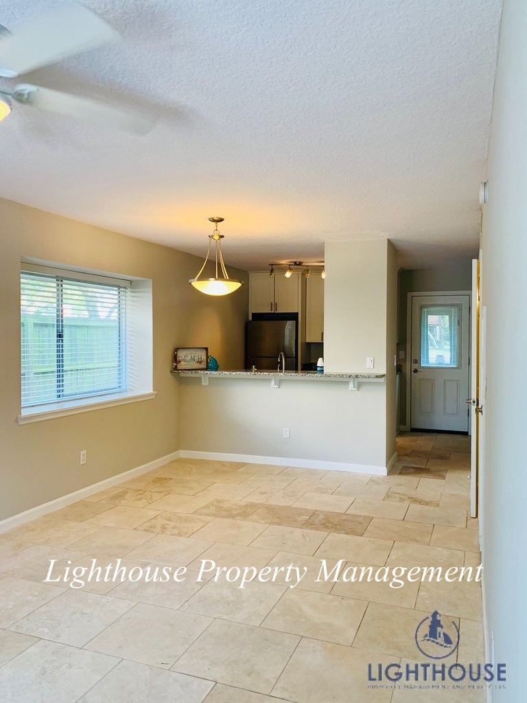 Walk To The Beach From This Beautiful Updated Townhome property image