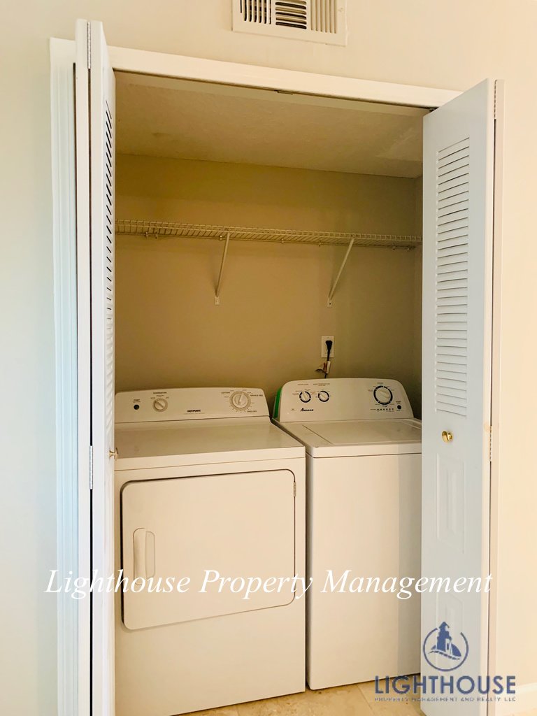 Walk To The Beach From This Beautiful Updated Townhome property image