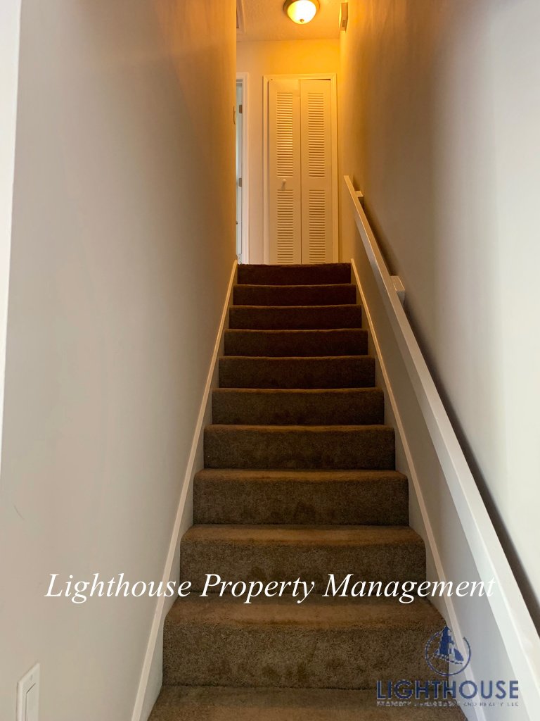 Walk To The Beach From This Beautiful Updated Townhome property image