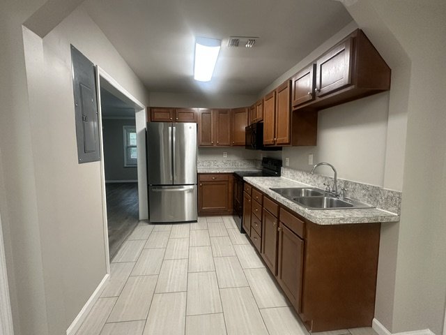 Updated 3 Bedroom Home With Washer And Dryer Included property image