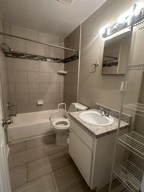 Updated 3 Bedroom Home With Washer And Dryer Included property image