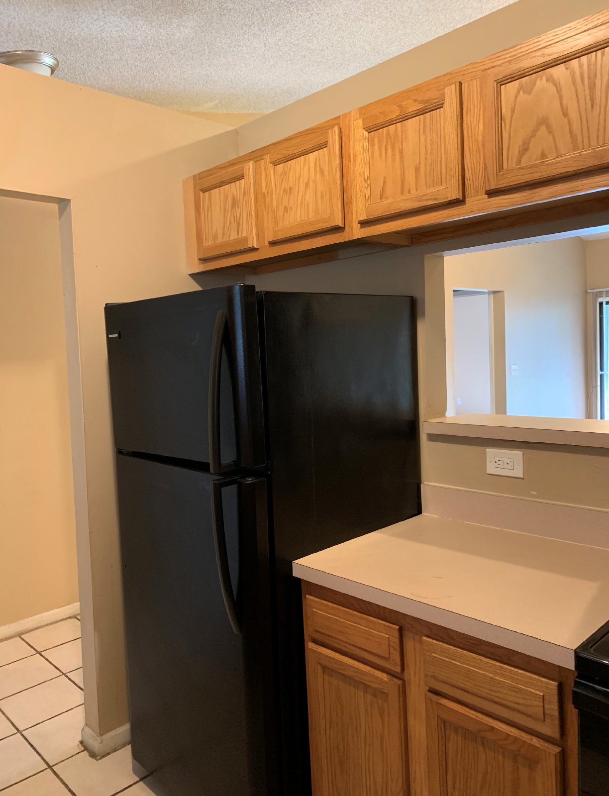 2 Bedroom Apartment With Private Fenced Backyard property image