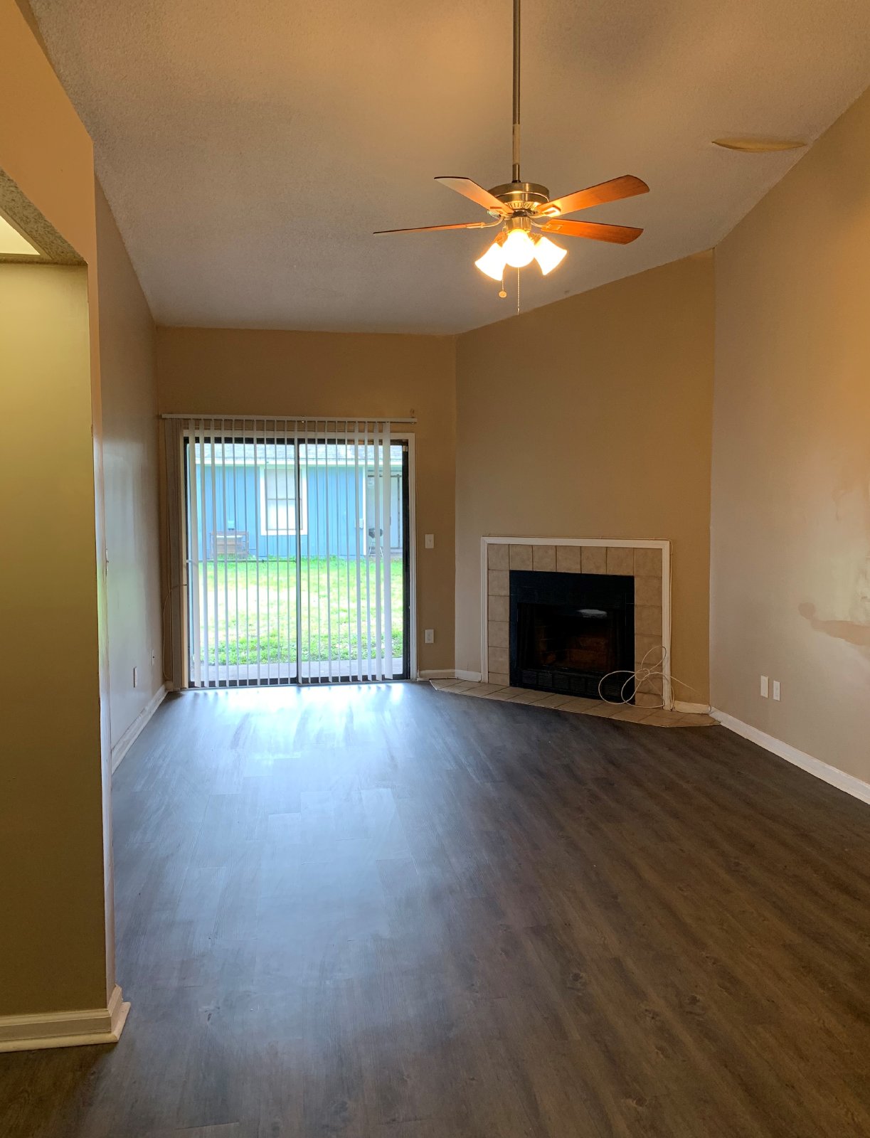2 Bedroom Apartment With Private Fenced Backyard property image