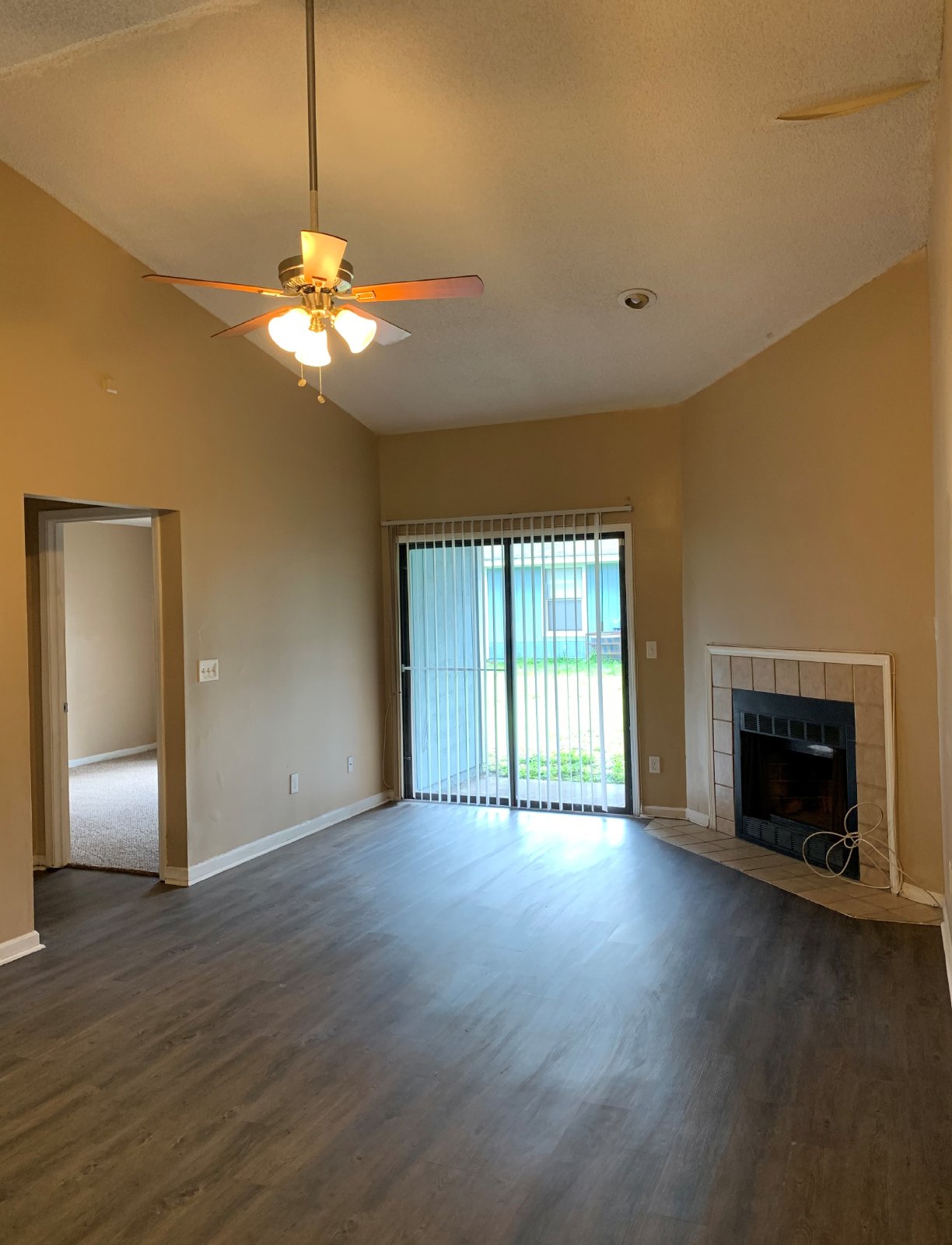 2 Bedroom Apartment With Private Fenced Backyard property image