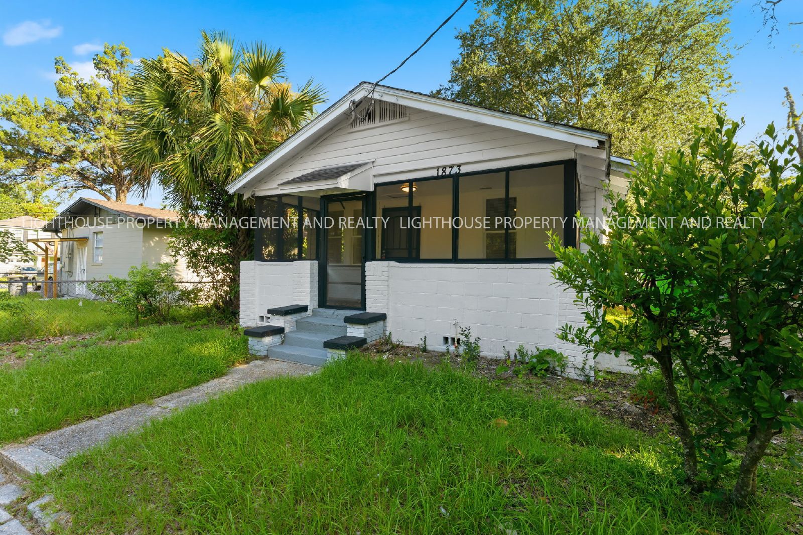 Newly Renovated 3 Bedroom Home With Modern Kitchen property image