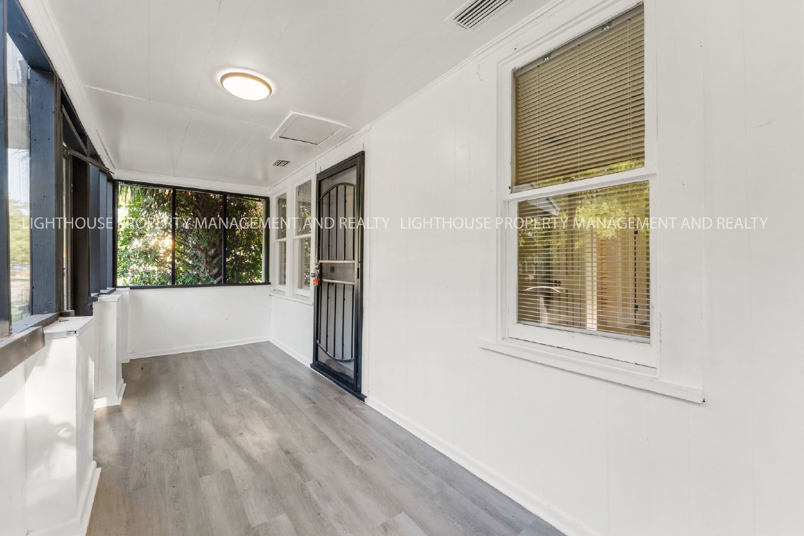 Newly Renovated 3 Bedroom Home With Modern Kitchen property image