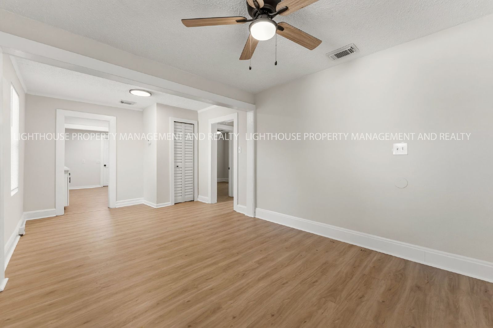 Newly Renovated 3 Bedroom Home With Modern Kitchen property image