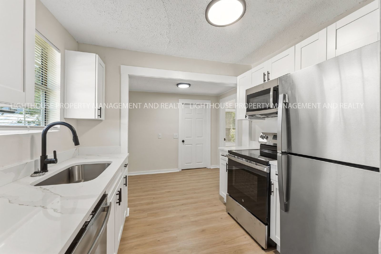 Newly Renovated 3 Bedroom Home With Modern Kitchen property image