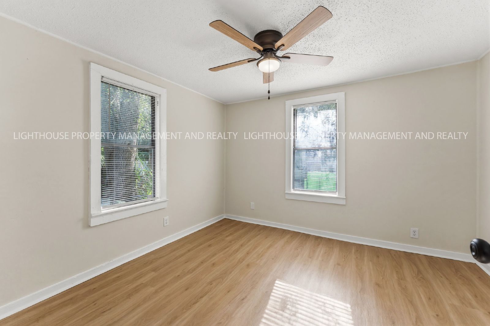 Newly Renovated 3 Bedroom Home With Modern Kitchen property image