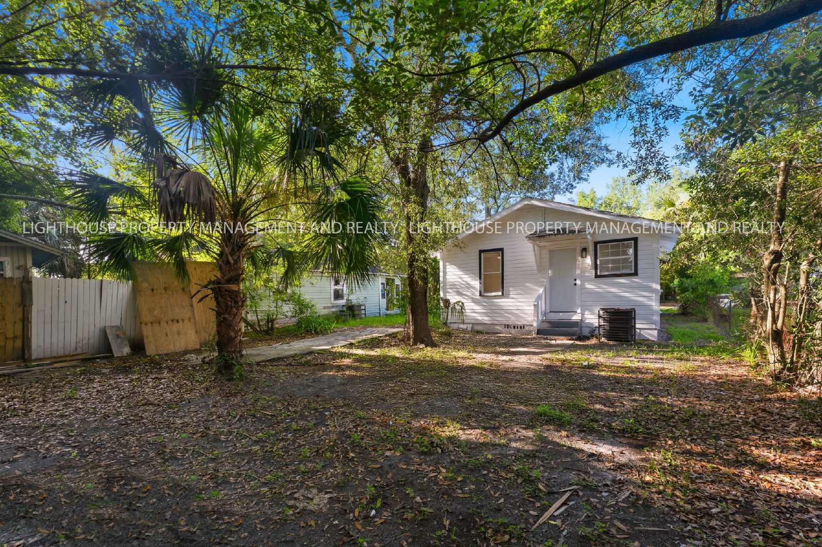 Newly Renovated 3 Bedroom Home With Modern Kitchen property image