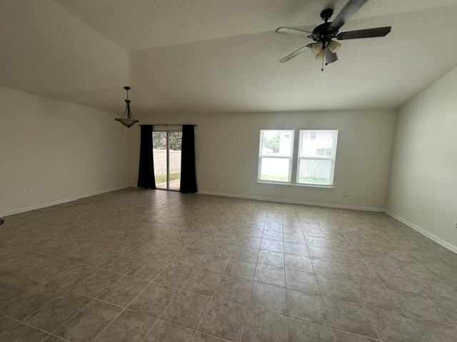 Spacious 4 Bedroom Home With Washer And Dryer Included property image