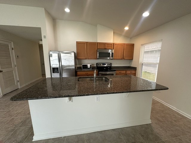 Spacious 4 Bedroom Home With Washer And Dryer Included property image