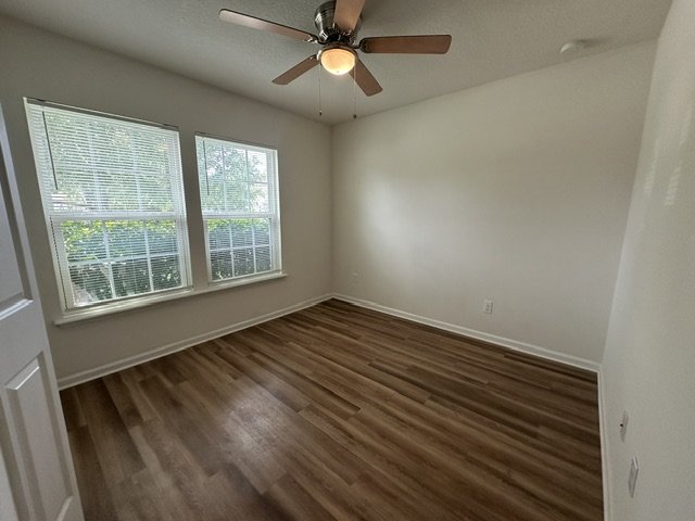 Spacious 4 Bedroom Home With Washer And Dryer Included property image