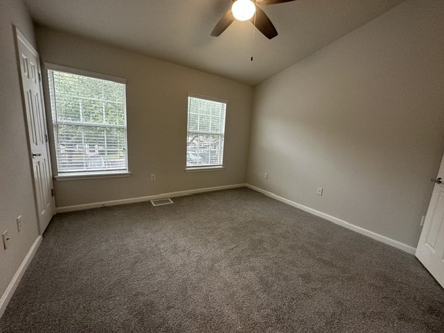 Stunning Townhome With Pond View In Gated Community property image