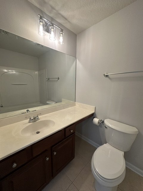 Stunning Townhome With Pond View In Gated Community property image