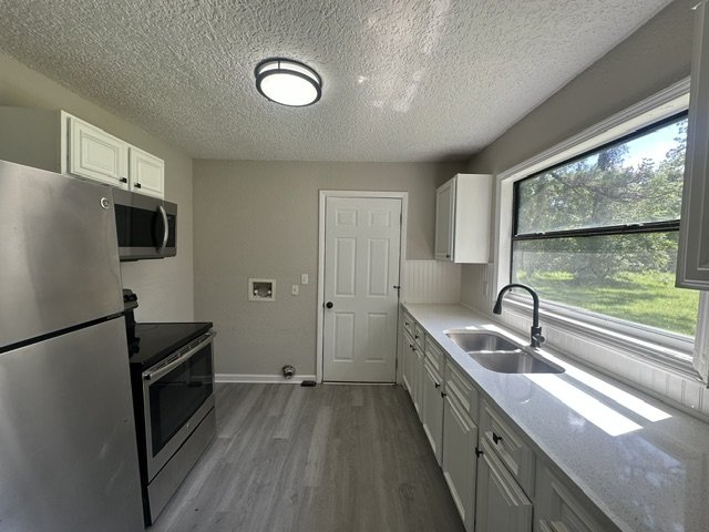 500 Off First Month Renovated 3 Bedroom Home Near Lem Turner property image