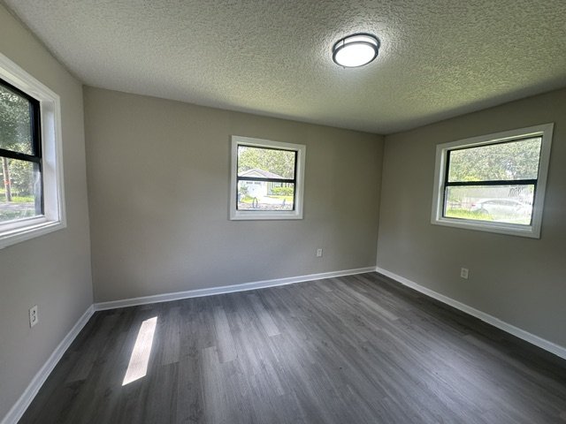 500 Off First Month Renovated 3 Bedroom Home Near Lem Turner property image