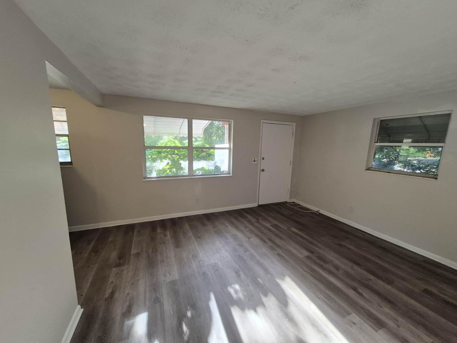 Charming 3 Bedroom Home With Covered Carport property image