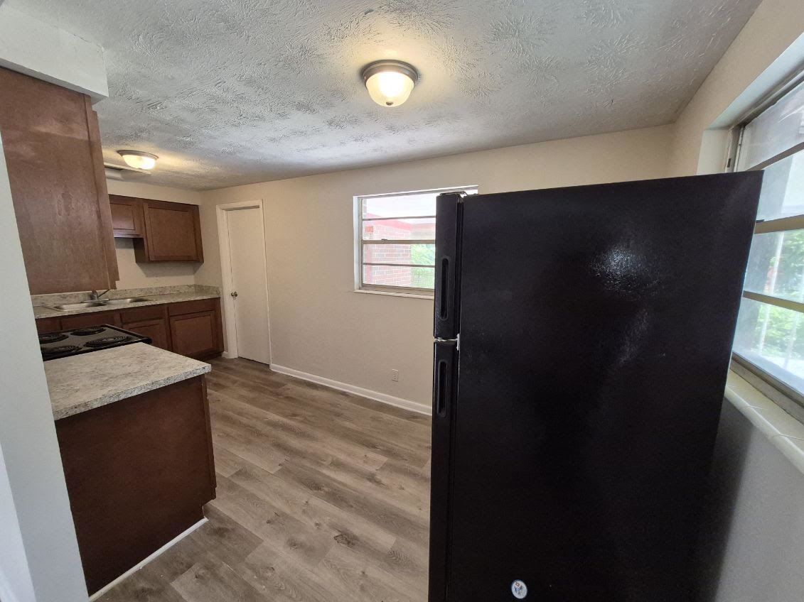 Charming 3 Bedroom Home With Covered Carport property image