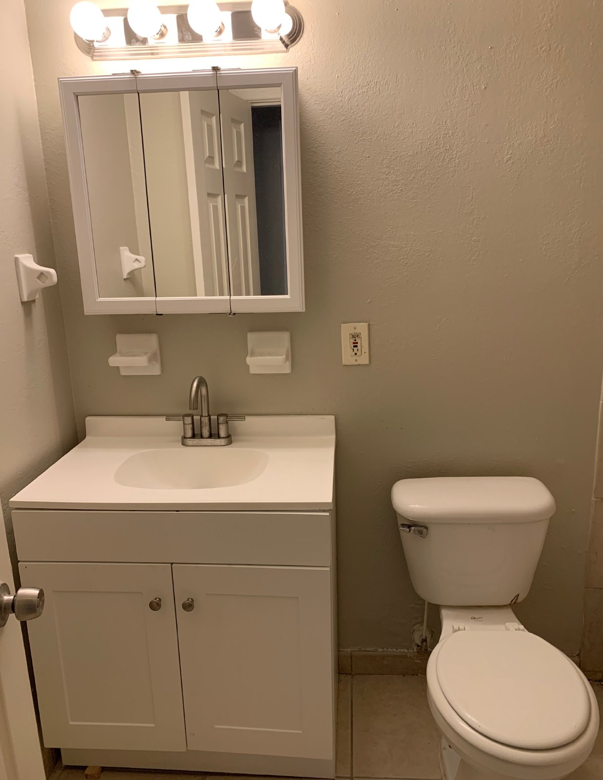 Charming Brick 3 Bedroom / 1.5 Bath Home in Hyde Park! property image