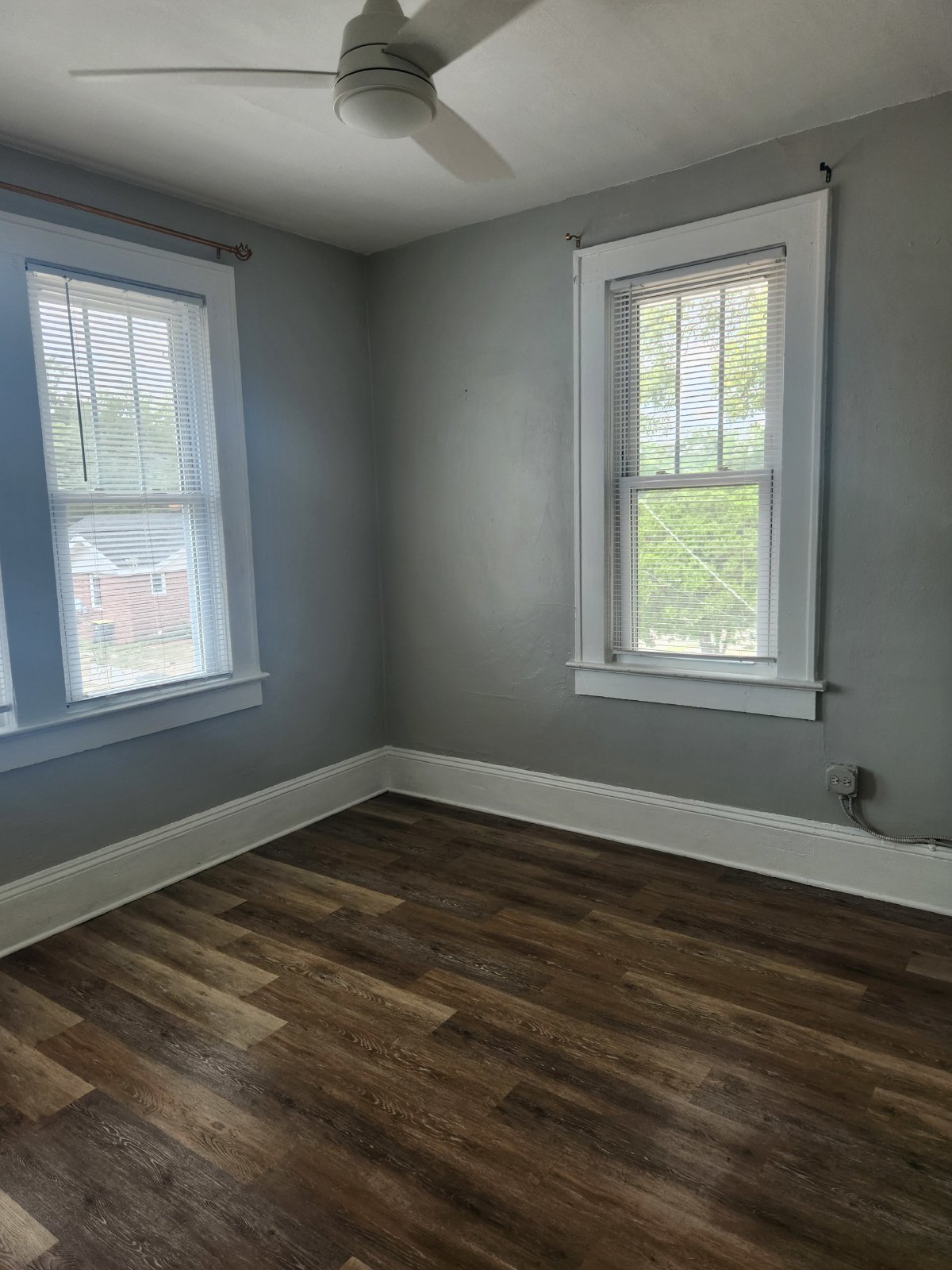 Spacious Upstairs Duplex With Private Entry property image