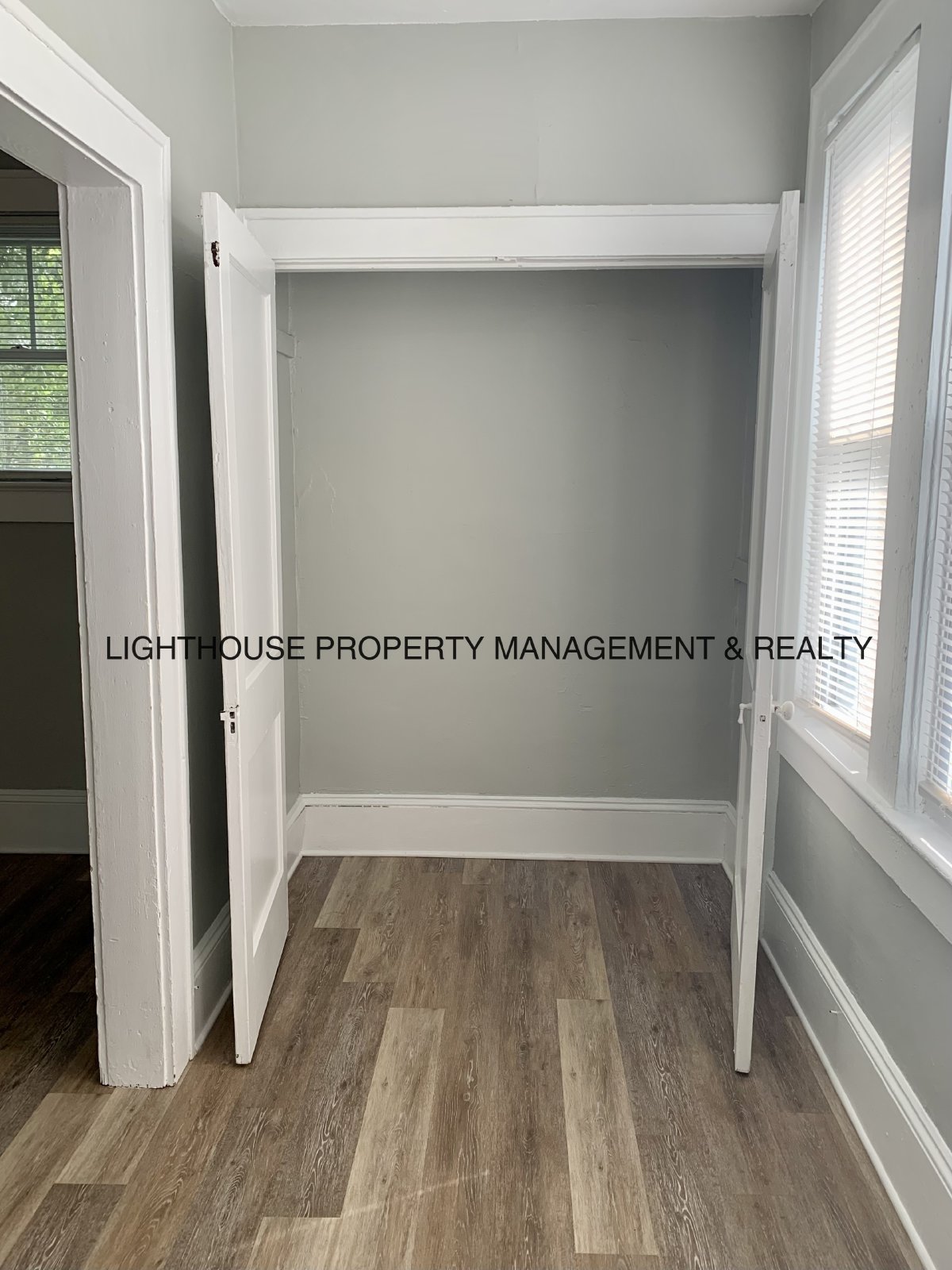 Spacious Upstairs Duplex With Private Entry property image