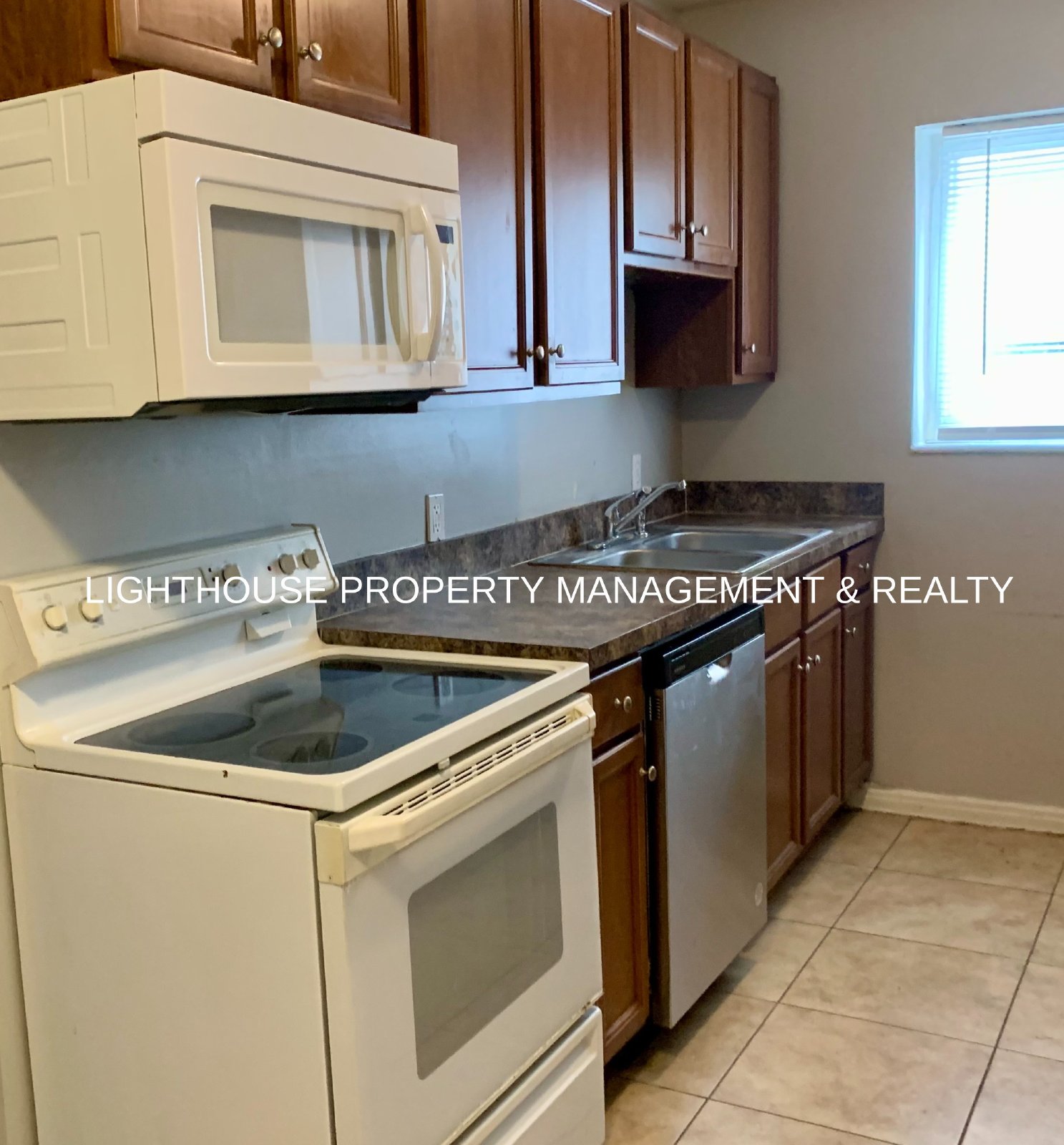 Coming Soon Spacious 1 Bedroom Apartment In Prime Riverside Location property image