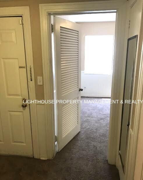 Coming Soon Spacious 1 Bedroom Apartment In Prime Riverside Location property image
