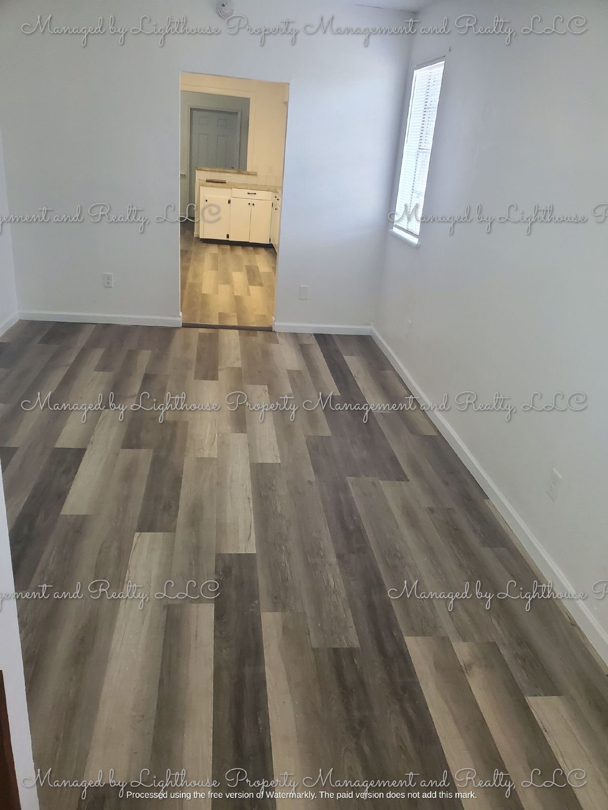 2 Bedroom / 2 Bathroom Home in Historic Springfield Huge Fenced Yard property image